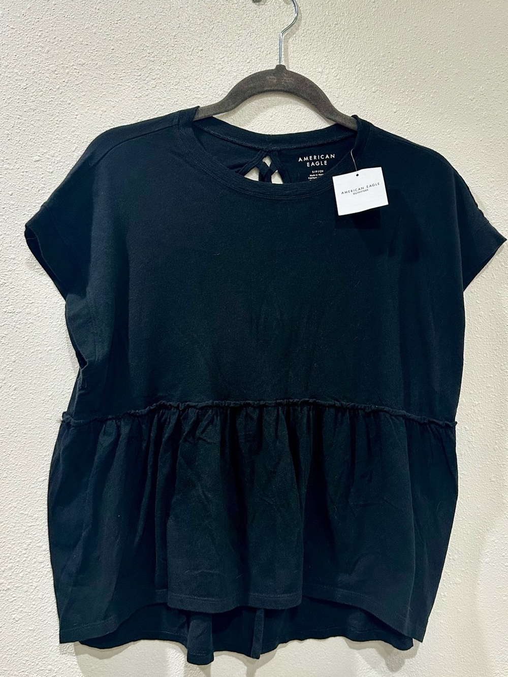 NWT American Eagle Outfitters Black Short Sleeve Tie Back Top